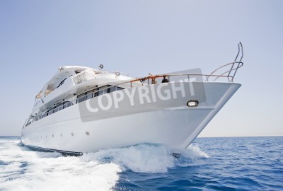 Papier peint  Un grand yacht privé en cours en mer