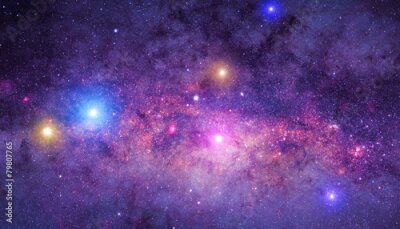 Papier peint  Une galaxie rose étoilée