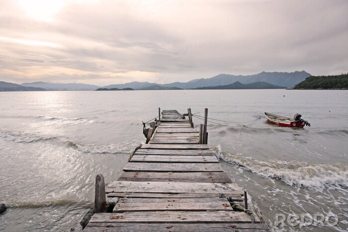 Papier peint  Vagues sur un lac de montagne