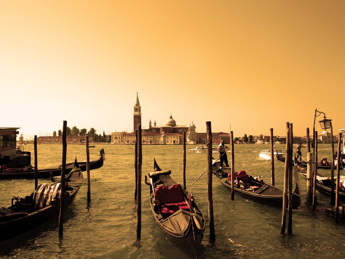 Papier peint  Venise dans des tons sépia