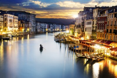 Venise sur une photo de nuit