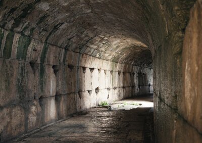 Papier peint  Vieux tunnel abandonné