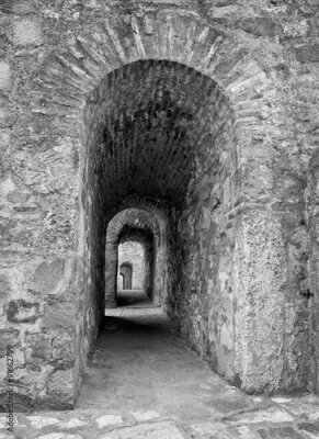 Papier peint  Vieux tunnel en pierre