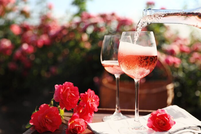 Papier peint  Vin rosé et fleurs