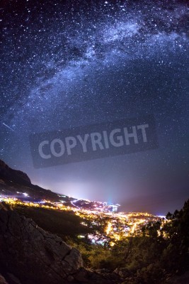 Papier peint  Voie lactée au-dessus de la ville