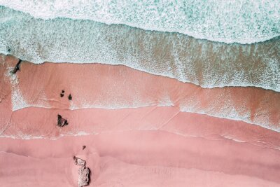 Papier peint  Vue aérienne de la plage de sable rose