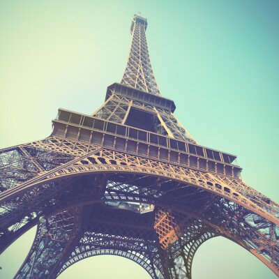Papier peint  Vue sur la Tour Eiffel sur le ciel