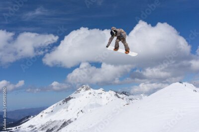 Poster  Acrobaties en snowboard en haute montagne