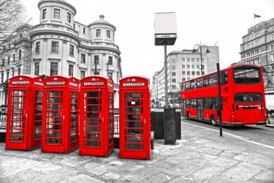 Poster  Autobus rouge de Londres et cabines téléphoniques
