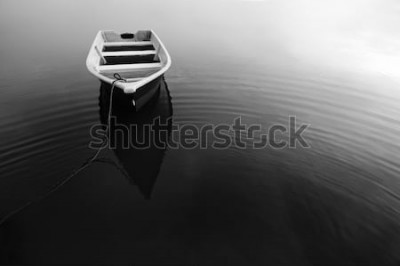 Poster  Bateau solitaire sur l'eau
