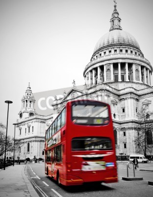 Poster  Bus rouge de Londres sur le fond de la cathédrale
