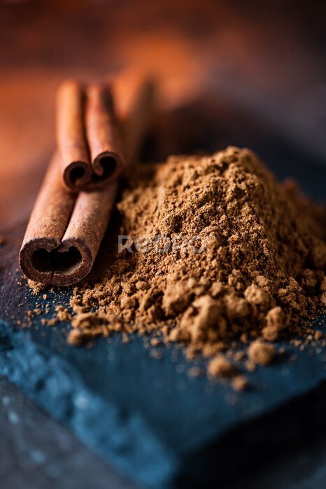 Poster  Cannelle moulue et bâtons de cannelle