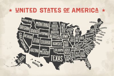 Poster  Carte d'affiche des Etats-Unis d'Amérique avec des noms d'état. Carte d'impression en noir et blanc des Etats-Unis pour un t-shirt, une affiche ou des thèmes géographiques. Hand-drawn carte noire avec