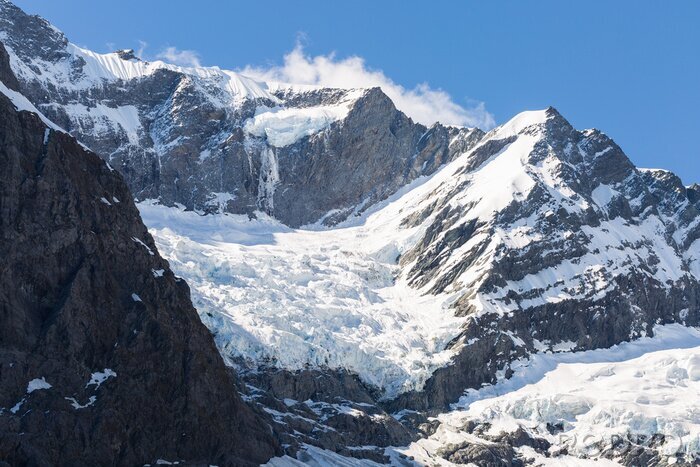 Poster  Cascade de montagne dans la neige