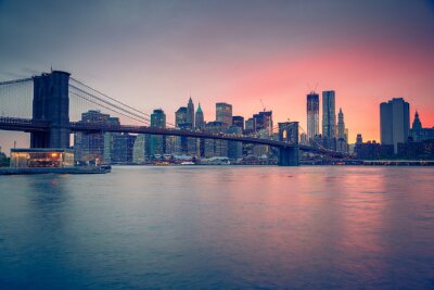 Crépuscule et pont de Brooklyn
