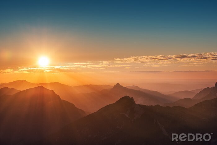 Poster  Des sommets baignés de soleil