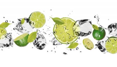 Poster  Des tranches de citron vert et des glaçons plongés dans l'eau