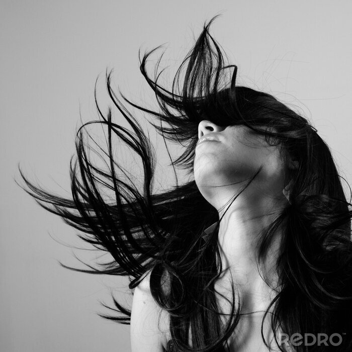 Poster  Femme aux cheveux noirs