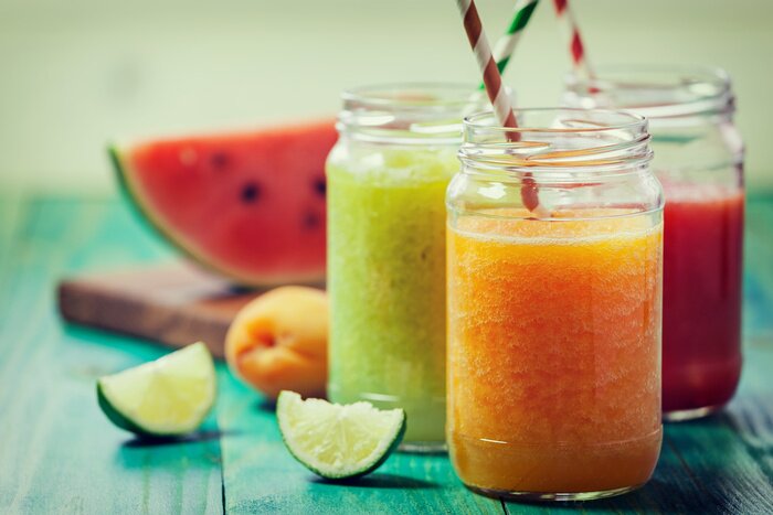 Poster  Fraîchement Blended smoothies de fruits