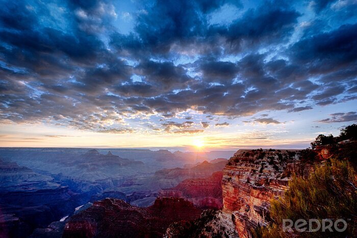Poster  Grand Canyon et nuages sombres