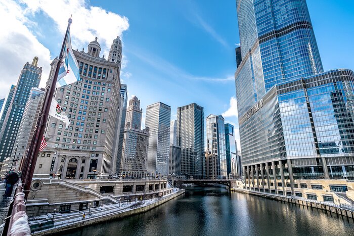 Poster  Gratte-ciel américains au-dessus de l'eau