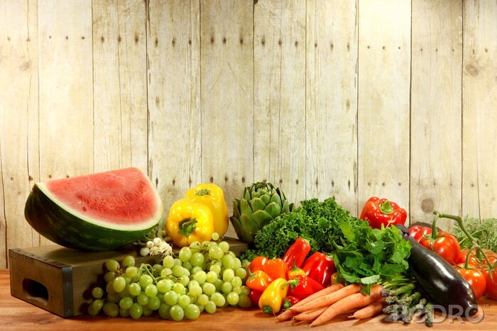 Poster  Légumes et fruits sur une table