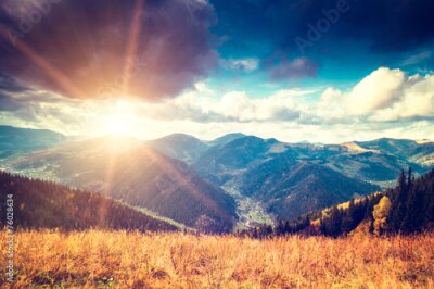Poster  Les sommets des Carpates dans la lumière du crépuscule
