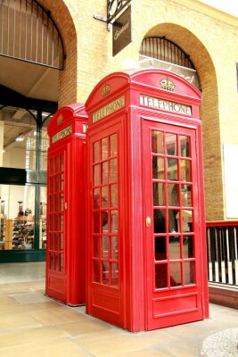 Poster  Londres et cabines téléphoniques au coin de la rue