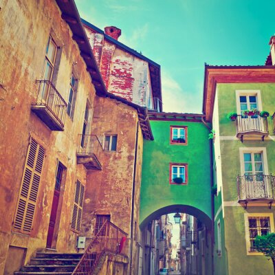 Maisons colorées avec le ciel pour fond