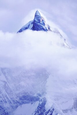 Poster  Mont Everest dans les nuages