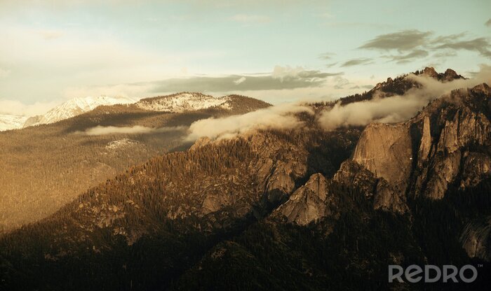 Poster  Montagne au coucher du soleil