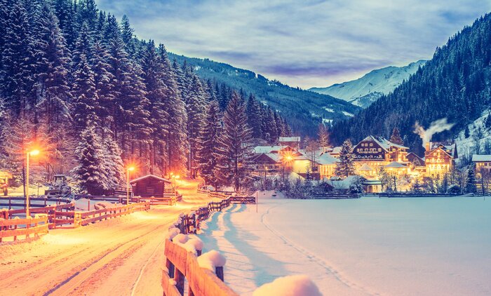 Poster  Montagnes enneigées du parc national