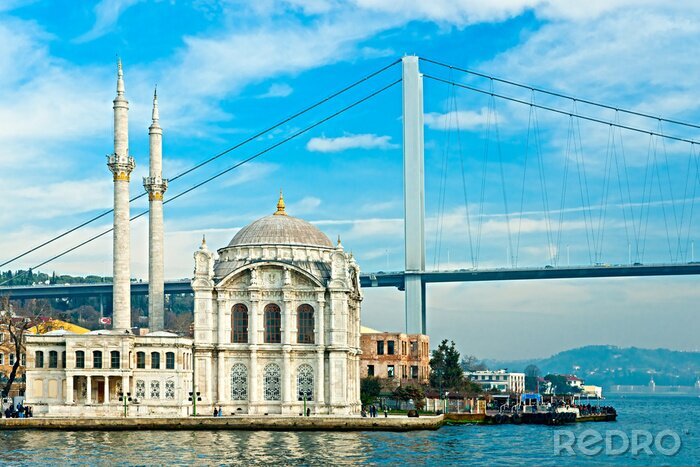 Poster  Mosquée Ortaköy et le pont du Bosphore, Istanbul, Turquie.