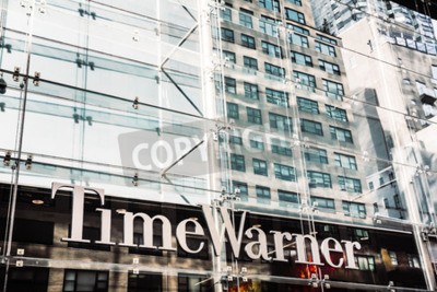 Poster  New York, États-Unis - 21 septembre 2016: Time Warner Inc., un leader mondial des médias et du divertissement avec des entreprises dans les réseaux de télévision et le divertissement cinématographique