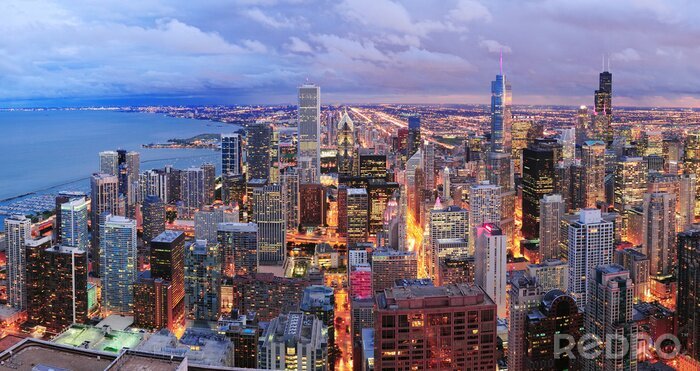 Poster  Panorama d'une ville éclairée