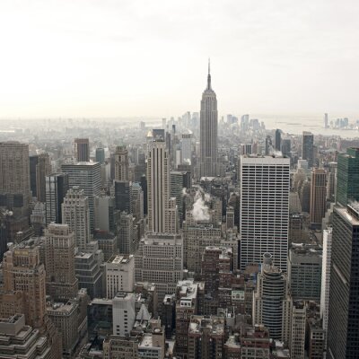 Panorama de métropole tonalité grise