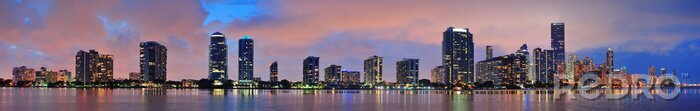 Poster  Panorama mauve Miami de nuit