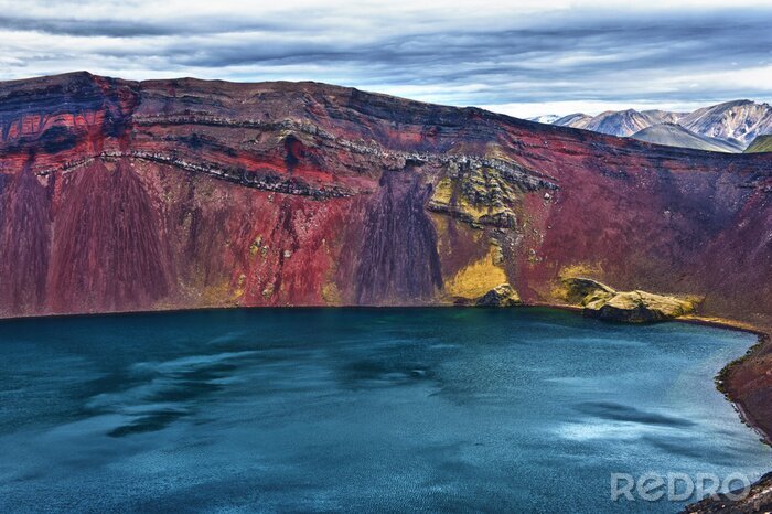 Poster  Paysage marin avec une pente rocheuse