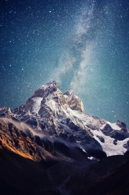 Poster  Photographie d'une montagne sur fond d'étoiles