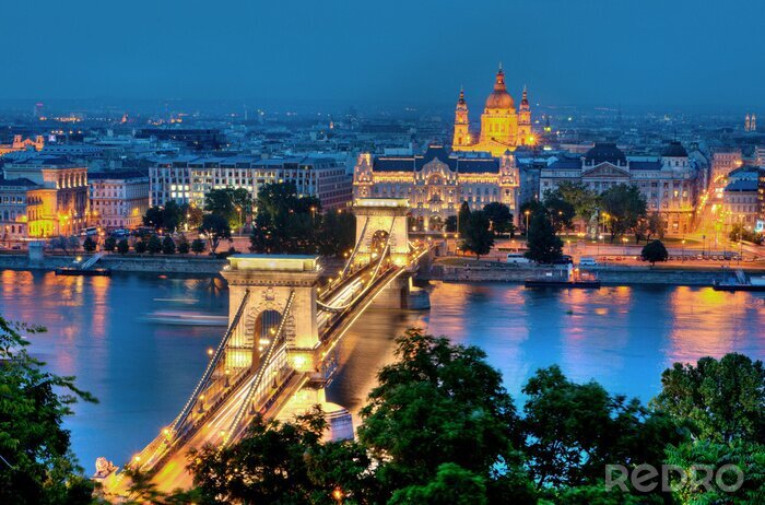 Poster  Pont monumental à Budapest