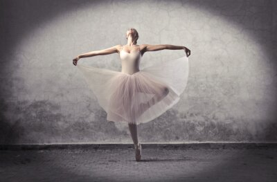 Poster  Pose de danse classique sur une jambe