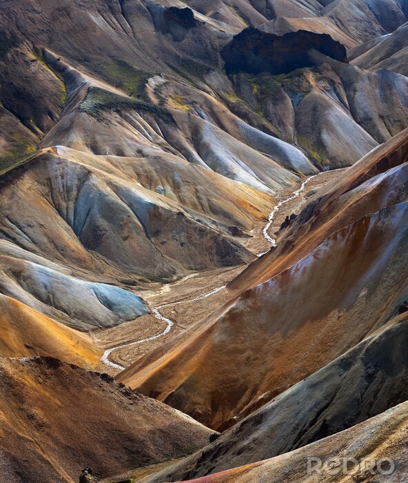 Poster  River along a Valley in Landmannalaugar among colorful mountains, Iceland