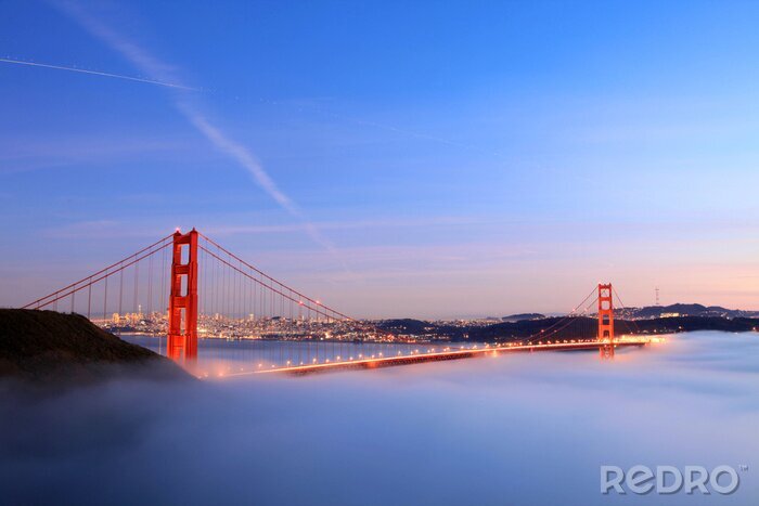 Poster  San Francisco et le pont dans le brouillard