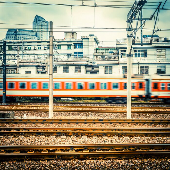 Poster  Train sur fond de ville