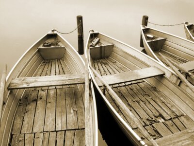 Trois vieilles barques