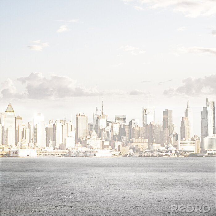 Poster  Une ville du futur sous la brume