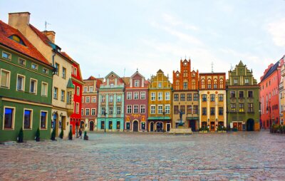 Vieille ville pittoresque avec des maisons colorées