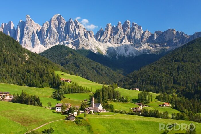 Poster  Village idyllique dans les montagnes des Alpes