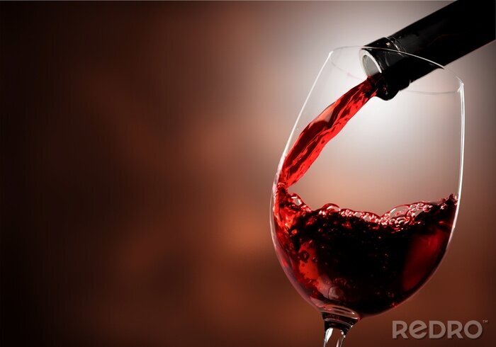 Poster  Vin rouge servi dans un verre
