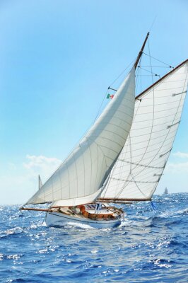 Papier peint  Voilier sur l'océan luisant